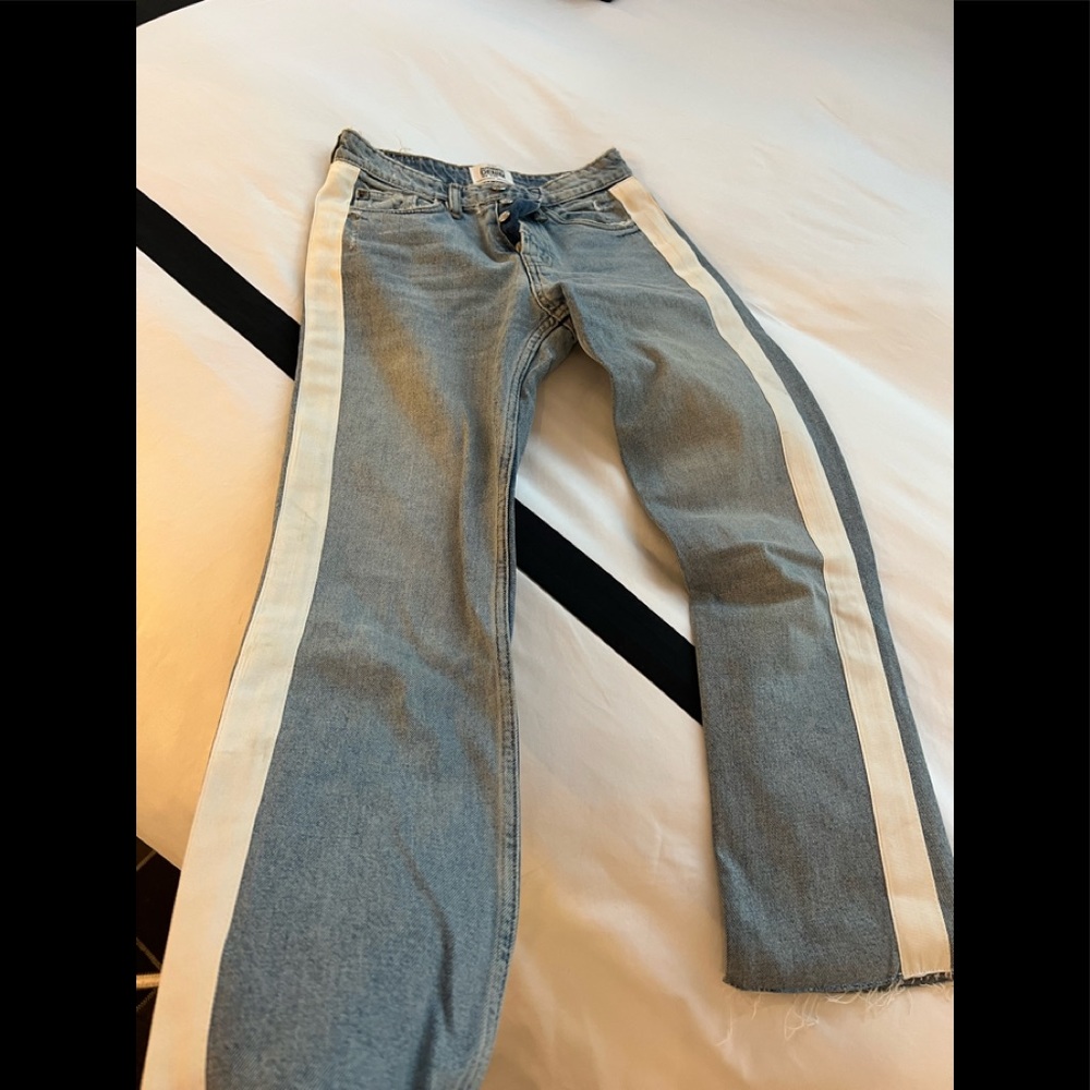 zara jeans with white strip